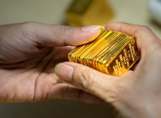 Giá vàng thế giới bật tăng trở lại, trong nước vượt 84 triệu đồng/lượng 